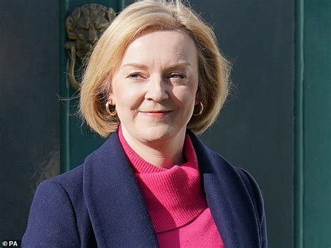 Liz Truss: UK should stop China joining Indo-Pacific trade deal